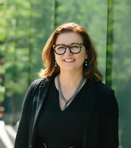 Headshot of Vickie Alani