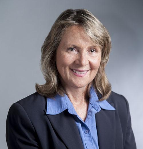 Headshot of Kathleen MacNeil