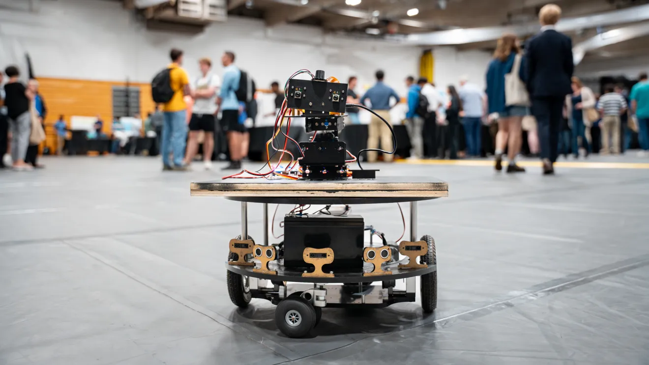 Dylan OBrien and Owen Terry's VR Robot travels around the School of Engineering capstone showcase