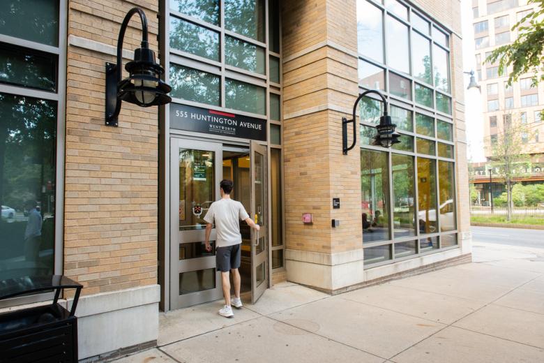student entering 555 huntington