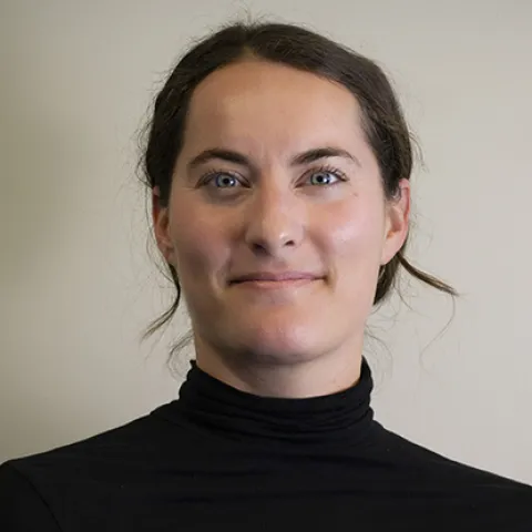 Christina Behr headshot