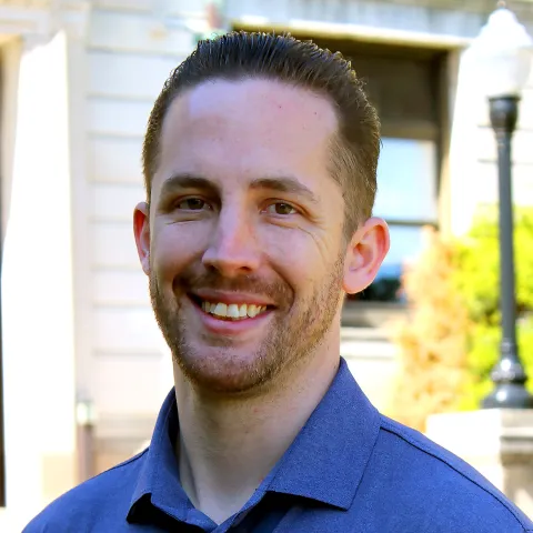 Eddie Hugill Headshot