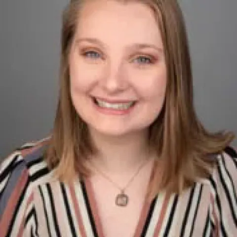 Emily Burke headshot