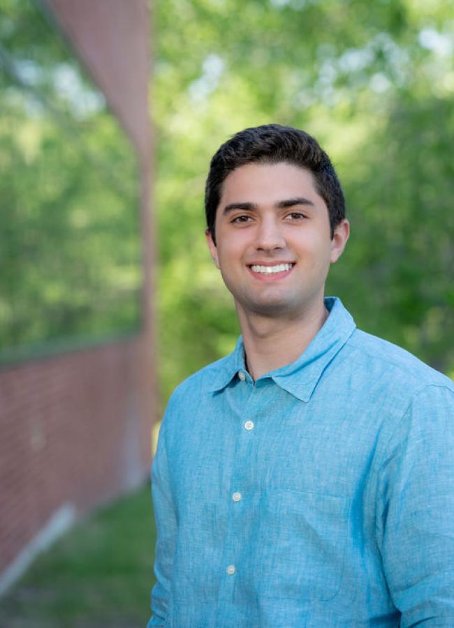 Headshot of Alessandro Angelini